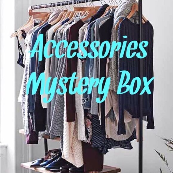 $200 Value Fall Accessories Mystery Box!! - Picture 1 of 1